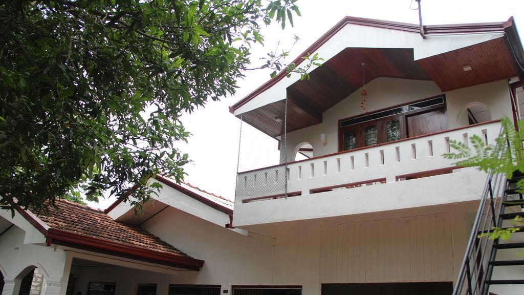Desitha Family House Otel Mirissa Dış mekan fotoğraf