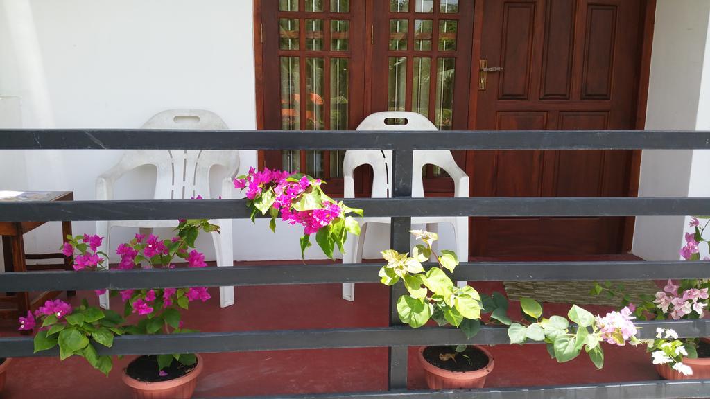 Desitha Family House Otel Mirissa Dış mekan fotoğraf