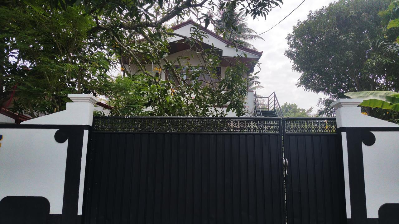 Desitha Family House Otel Mirissa Dış mekan fotoğraf